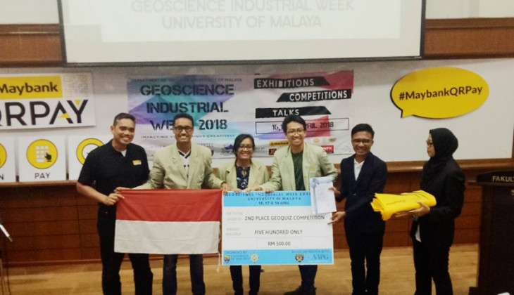 Mahasiswa Geologi UGM Menang Kompetisi Kebumian di Malaysia