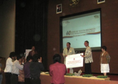 25 Mahasiswa UGM Terima Beasiswa Toyota