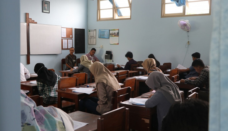 Serentak di 4 Kota Besar, Seleksi Ujian Tulis UGM Diikuti 60 ribu Peserta