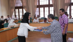 UGM Serahkan 43 SK CPNS Dosen 