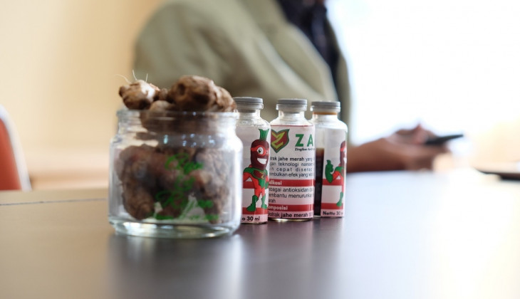 Mahasiswa Ugm Olah Jahe Merah Jadi Obat Penyakit Ginjal Kronis Universitas Gadjah Mada