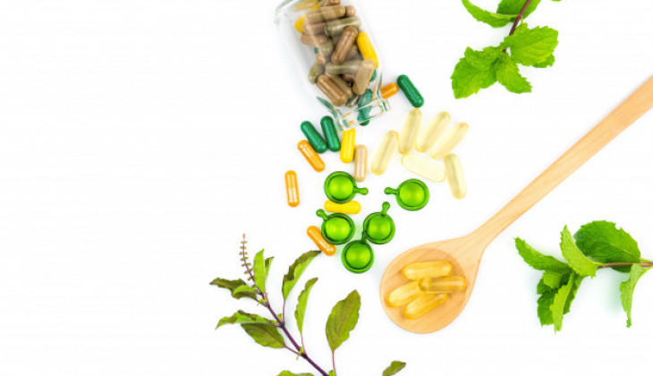 Guru Besar Ugm Imbau Masyarakat Bijak Gunakan Obat Alternatif Untuk Covid 19 Universitas Gadjah Mada