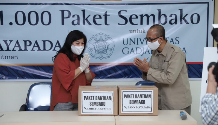 UGM Terima Bantuan 1000 Paket Sembako dari Bank Mayapada