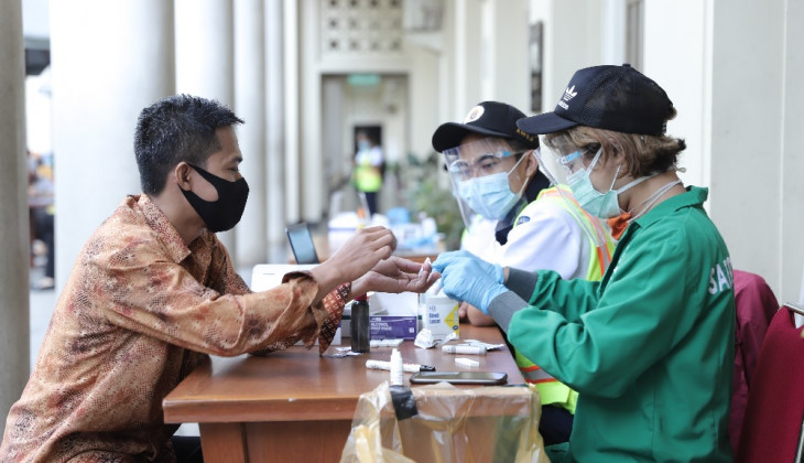UGM Gelar Rapid Test Untuk 500 Pegawai