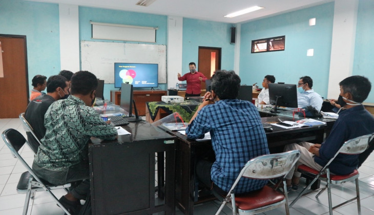 Sinergi Disperindag Yogyakarta, UPT Logam, dan UGM Dorong Inovasi Produk IKM