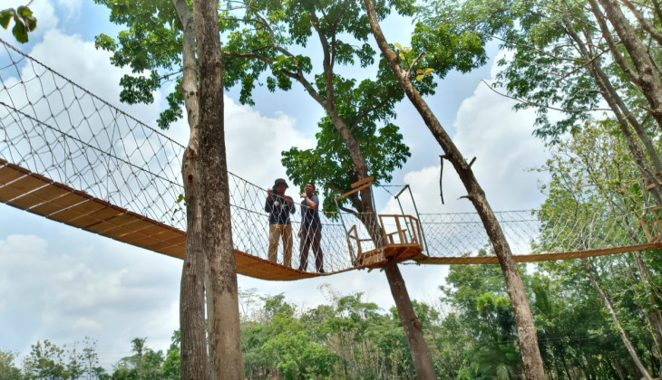 Desa Wisata Mitra KKN-PPM UGM Terima Penghargaan BUMDes