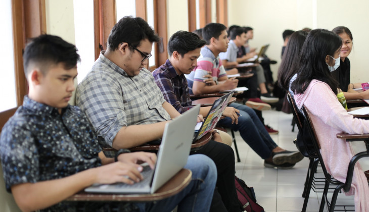 FH UGM dan PERADI Jalin Kerja Sama Pendidikan Khusus Profesi Advokat