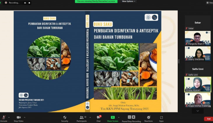 Tim KKN-PPM Sayang Temayang Rilis Buku Saku Pembuatan Disinfektan Berbahan Tumbuhan