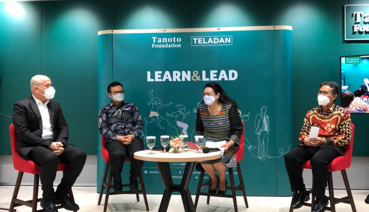 UGM Terima 1 Miliar rupiah untuk Dana Abadi Sahabat UGM