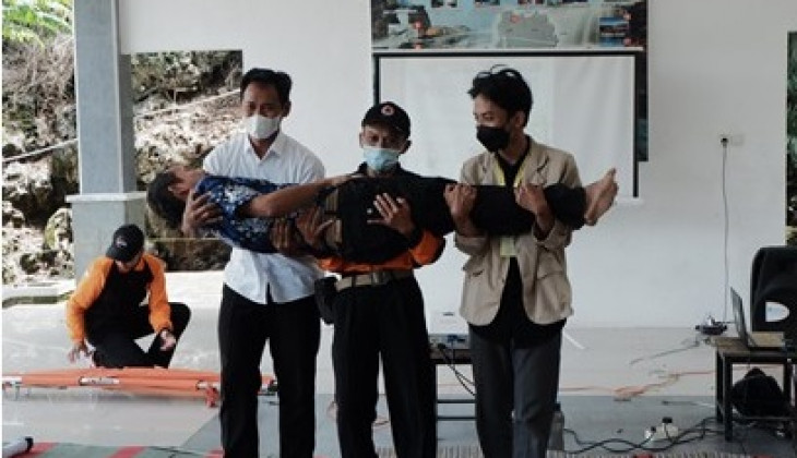 Mahasiswa KKN-PPM UGM Adakan Sosialisasi Tanggap Bencana 