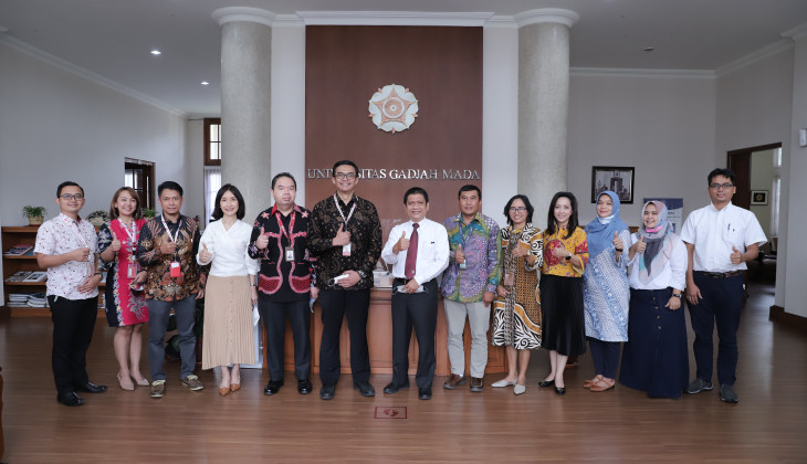 UGM dan Bank OCBC NISP Teken Kerja Sama Pemanfaatan Layanan Perbankan Syariah