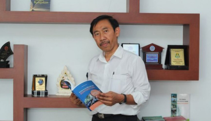 Agus Pramusinto Bersama 28 Ilmuwan Internasional Jadi Mentor Peneliti Muda Indonesia