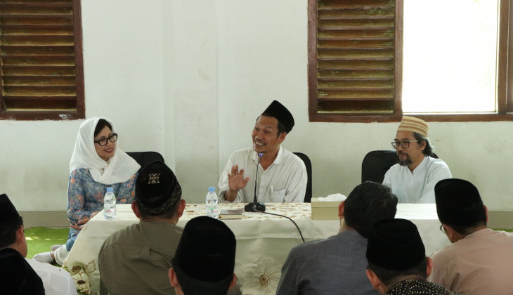 Gus Baha: Harta dan Jabatan Harus Bisa Memberi Manfaat Untuk Orang Banyak