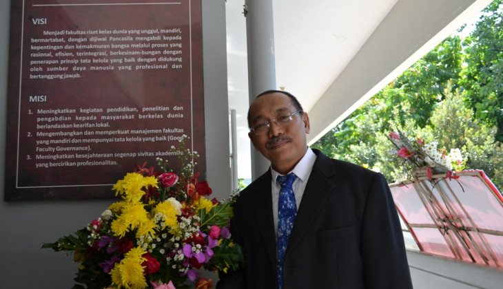 Teliti Pasien HIV dan TB-HIV, Dosen UNDIP Raih Doktor