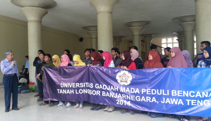 UGM Kirim 33 Relawan ke Banjarnegara 