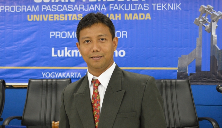 Kaji Pengembangan Model Daya Saing, Lukmandono Raih Doktor