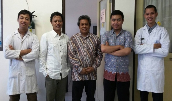  Mahasiswa UGM Sulap Limbah Darah Sapi Jadi Obat Luka Diabetes
