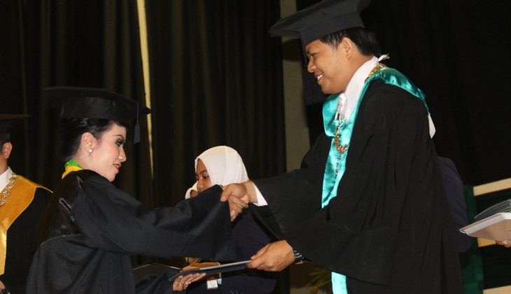 UGM Wisuda 1.548 Lulusan Sarjana
