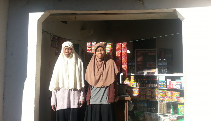 Janda Lima Anak Ini Sukses Kuliahkan Anaknya di UGM