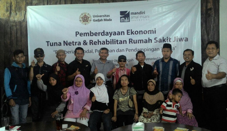 UGM Peduli Kemandirian Tuna Netra