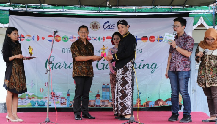 Office of International Affairs UGM Held Garden Gathering for Foreign Students