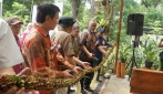 Melestarikan Satwa Burung Melalui Wanagama Paksi